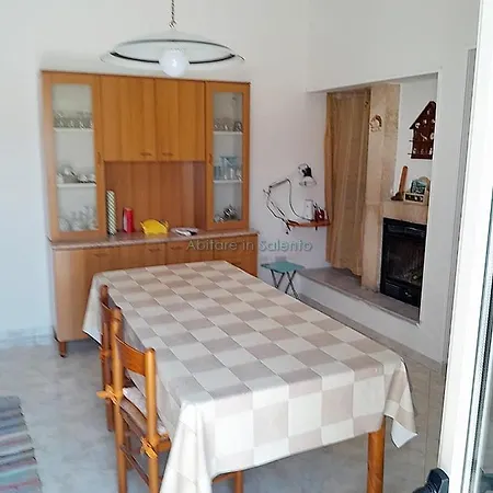 Casa Con Ampio Cortile * كاسترينيانو دل كابو